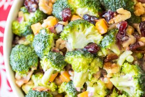 Broccoli Salad with Bacon and Cheddar Recipe | Best Broccoli Salad | Broccoli Salad with Dried Cranberries | Broccoli Salad with Walnuts | Easy Broccoli Salad