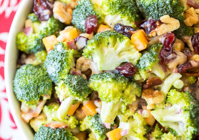 Broccoli Salad with Bacon and Cheddar Recipe | Best Broccoli Salad | Broccoli Salad with Dried Cranberries | Broccoli Salad with Walnuts | Easy Broccoli Salad